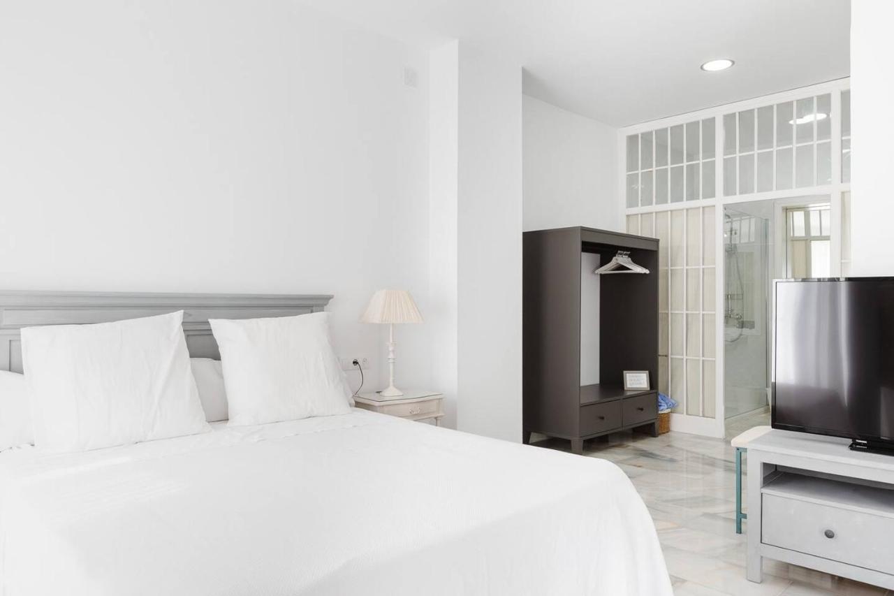 Loft En Primera Linea Del Paseo Maritimo Málaga Exteriör bild
